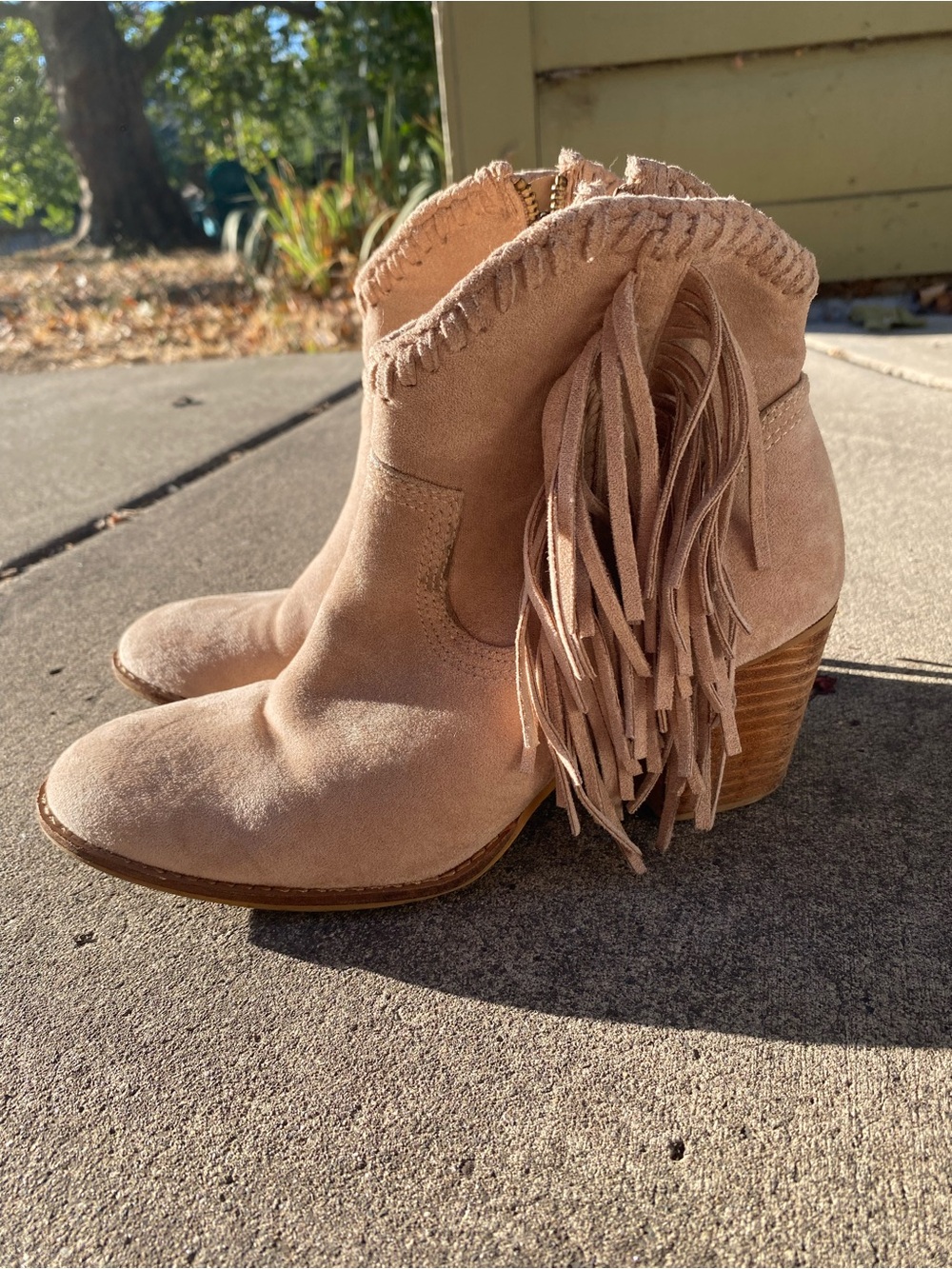 Women's Fringe vegan Suede Ankle Boots - Blush